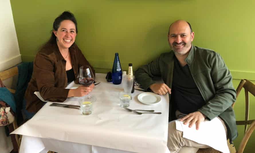 Janett and Ariel at a restaurant