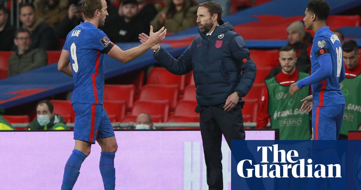 Southgate wrestles with Kane dilemma as World Cup qualification looms