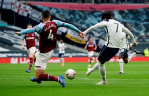 Son scores the opener for Spurs.