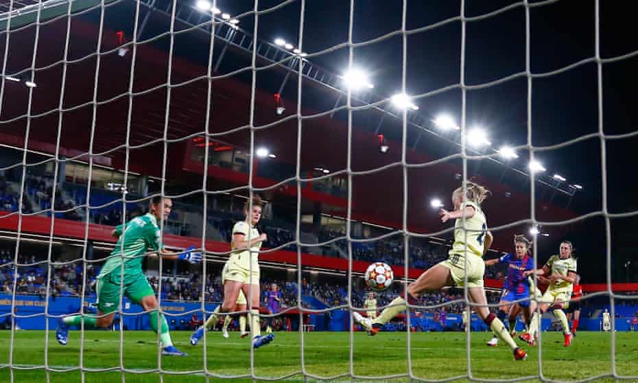 Alexia Putellas (second right) smashes her shot past the despairing Arsenal cover on the goalline to score Barcelona’s second.