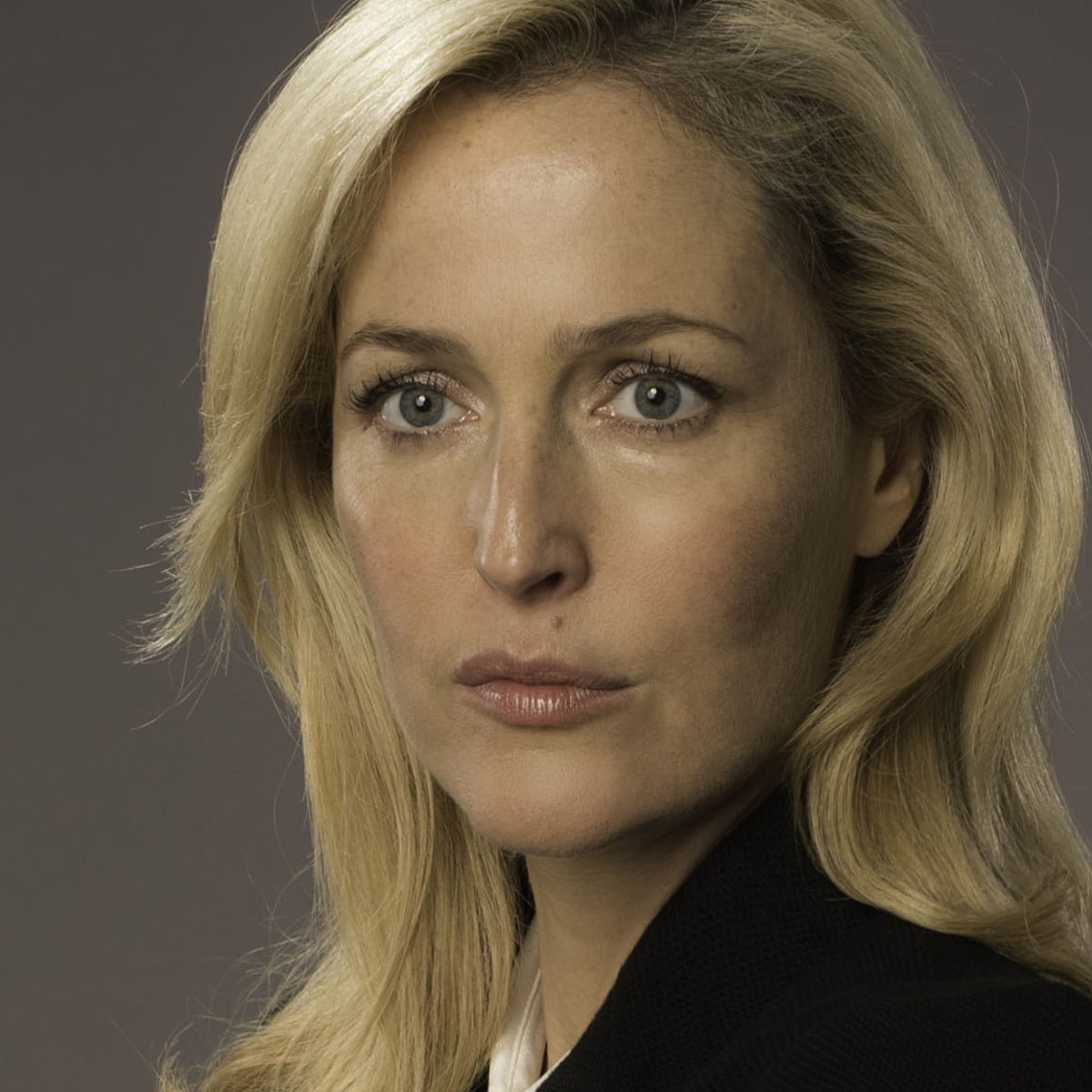Gillian Anderson To Play Margaret Thatcher In The Crown Culture The Guardian