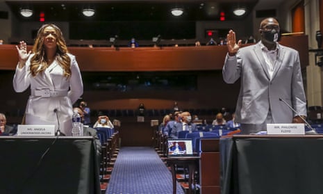 Angela Underwood Jacobs and Philonise Floyd, a brother of George Floyd, sworn in during a hearing on proposed changes to police practices in June 2020.