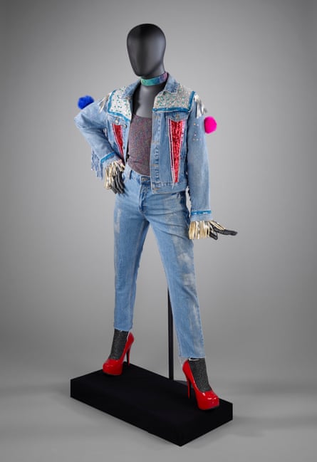 Costume pour Jamie Nouveau dans Everybody's Talking About Jamie, conçu par Anna Fleischle, 2017-2020.