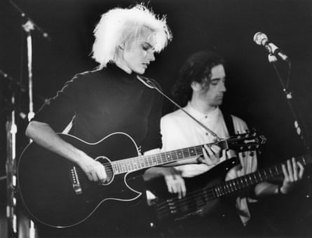 Mann on stage with ’Til Tuesday in 1987.