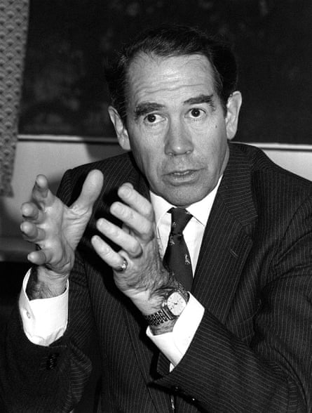 By the end of 1989, English had carried out 342 heart transplants.