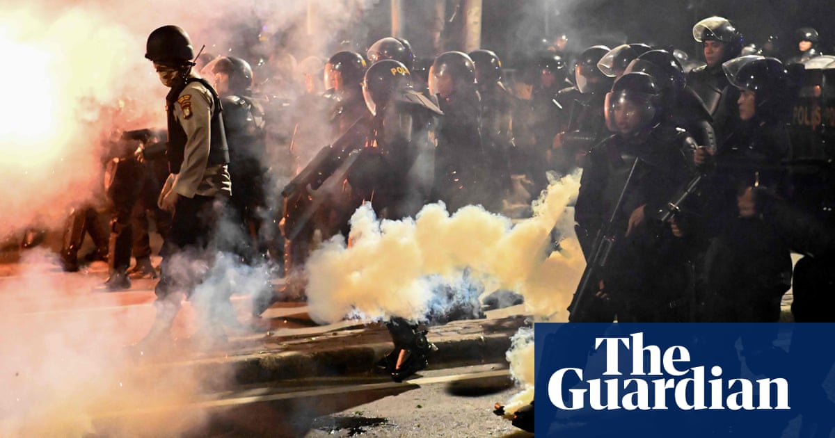 Indonesia riots: six dead after protesters clash with troops over election result