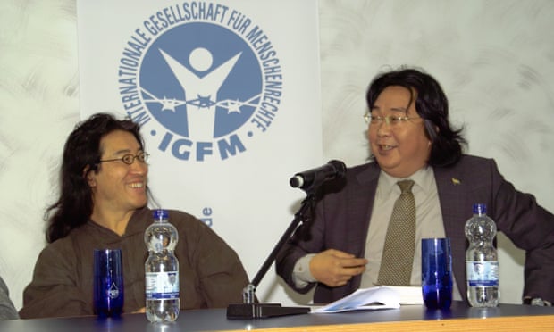 Gui Minhai (right) and his friend Bei Ling.