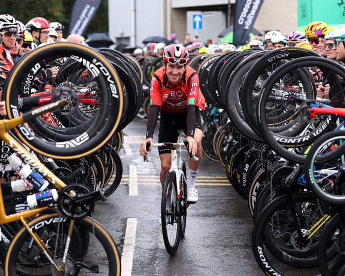 Geraint Thomas signs off stellar career with emotional home town reunion
