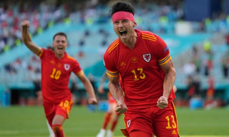 Kieffer Moore makes point for Wales against Switzerland at Euro 2020