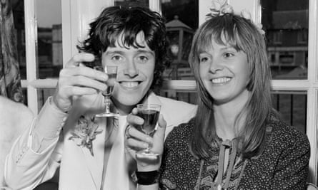 Donovan with his wife Linda Lawrence, October 1970