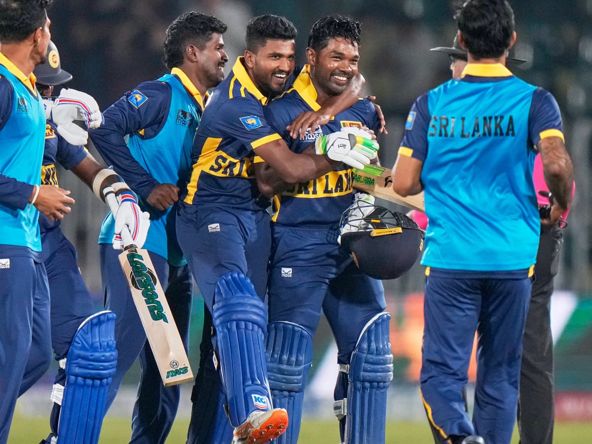 Sri Lanka stun England by chasing down 430 to win as ODI records tumble – as it happened | Cricket | The Guardian
