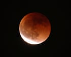 "La magia della luna di sangue: spettacolare fenomeno astronomico da non perdere"