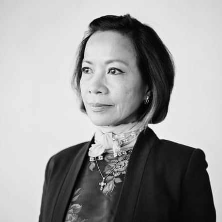 Black-and-white image of a woman.