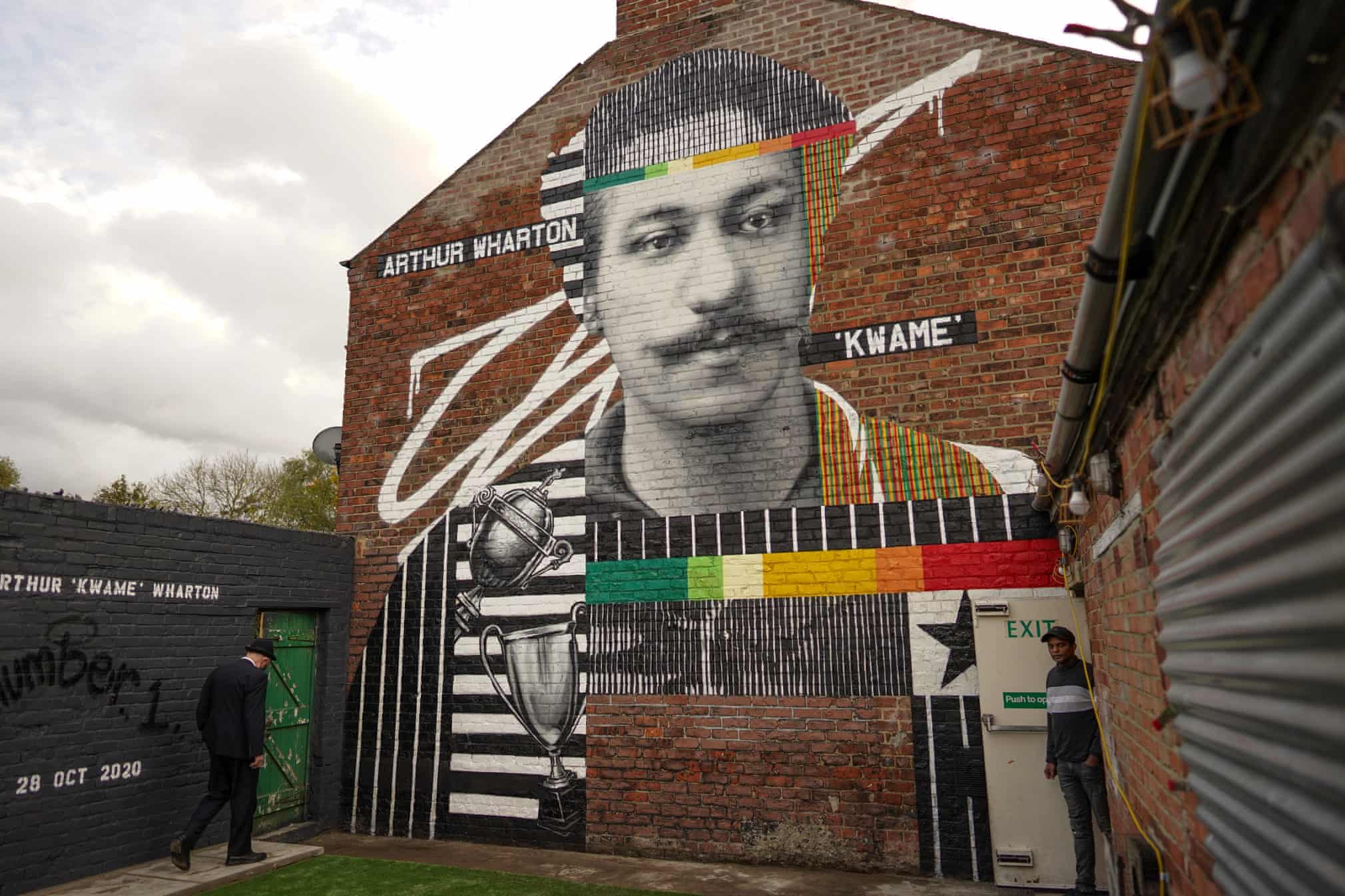 Image: https://i.guim.co.uk/img/media/5fff60123bda91816d7eed4490f5de7ee6b67ca8/0_0_6000_4000/master/6000.jpg?width=1010&quality=45&auto=format&fit=max&dpr=2&s=b366899ec4afd40fd9e97acb7fa10336