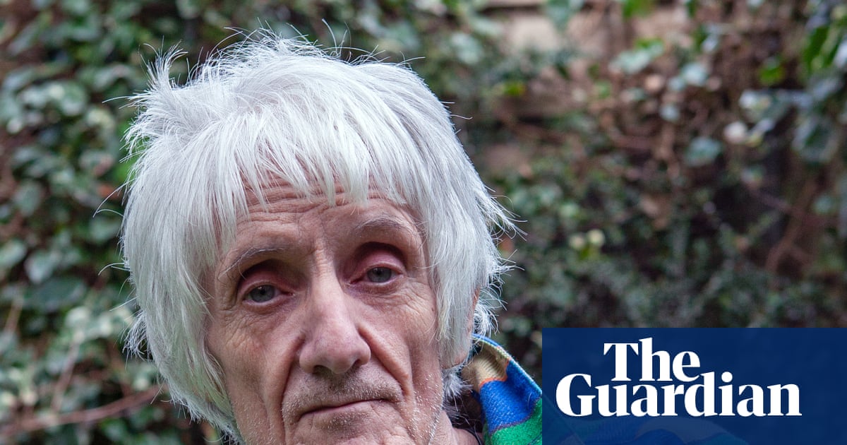 ’Ian Curtis didn’t have a chance’: the Durutti Column on departed friends, Factory Records and fun with Morrissey