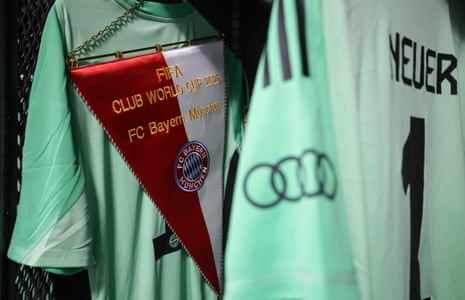 The Bayern Munich match pennant which Manuel Neuer will hand over to Marquinhos just before kick-off.