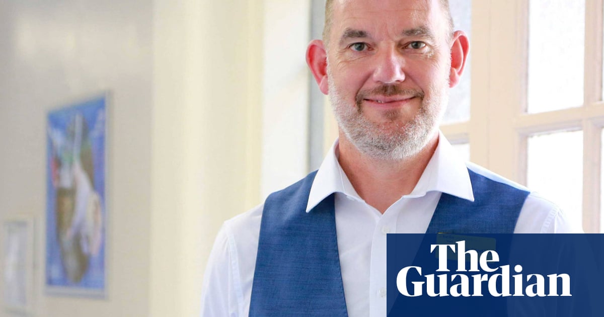 University Hospitals Sussex CEO Resigns Amid Manslaughter Investigation