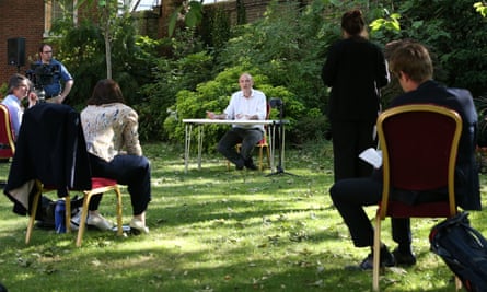 Dominic Cummings speaking in the Rose Garden at 10 Downing Street