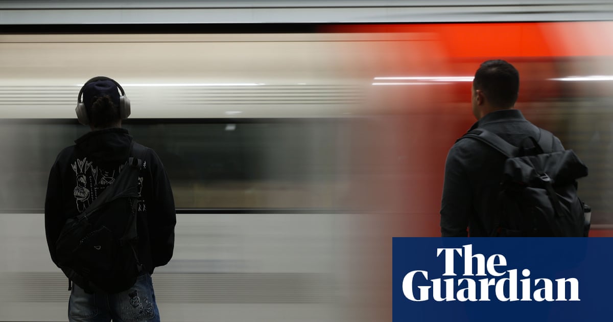 Huelgas de metro de Londres seguirán adelante el martes y jueves, dice RMT.