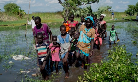 Displaced families reach Nyal after spending several weeks hiding in the Sudd swamps to escape government forces.