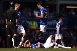 Richarlison is injured.