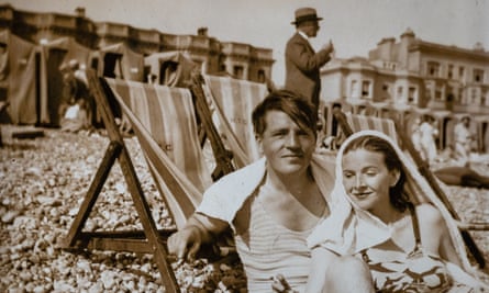 Arthur Calder-Marshall with his wife Ara