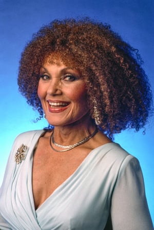 Cleo Lane – Lifetime Achievement Award winner of the National Academy of Recording Arts & Sciences (NARAS) at the Mark Hellinger Theater on Broadway, 1987