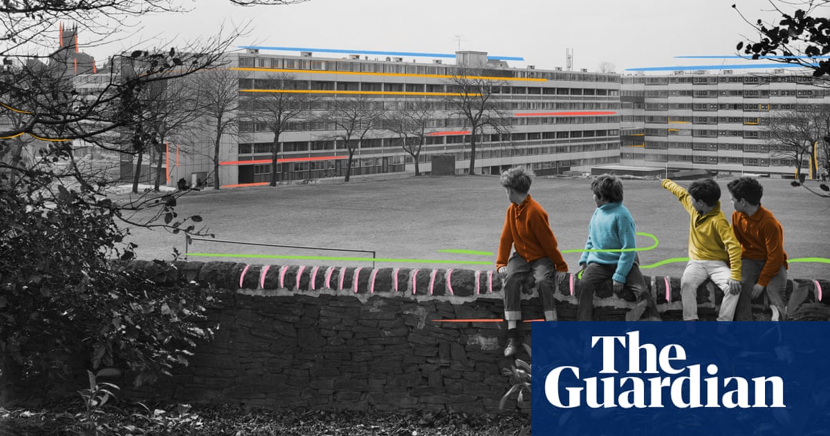 The kindness of strangers: I was injured and using crutches, when a group of scary teens offered to help me