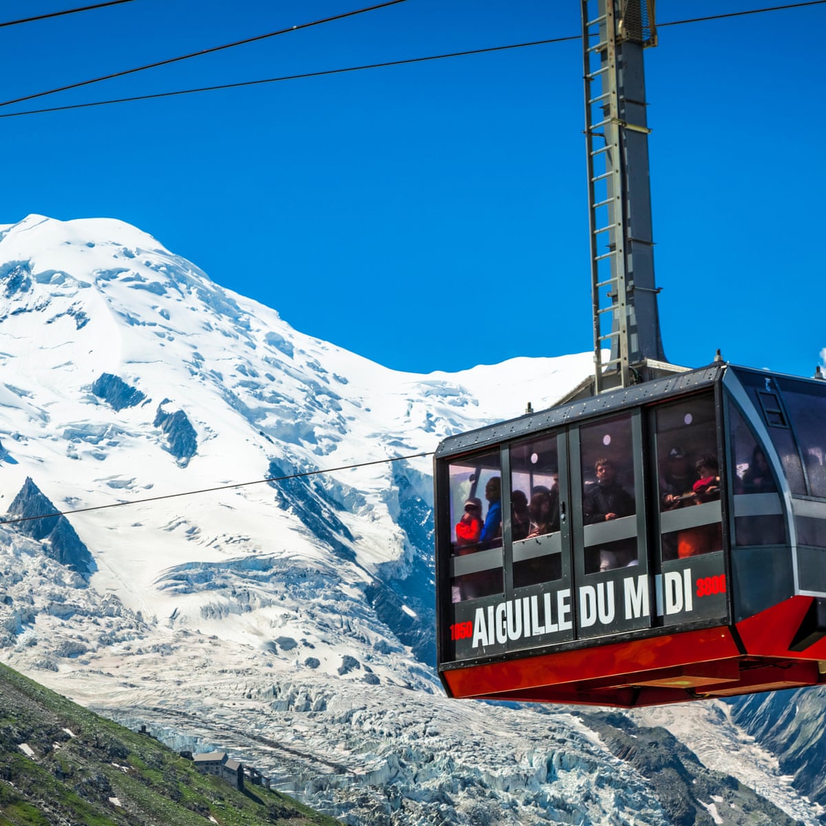 Mont Blanc, the ‘roof of Europe’, loses more than a metre of height in a year