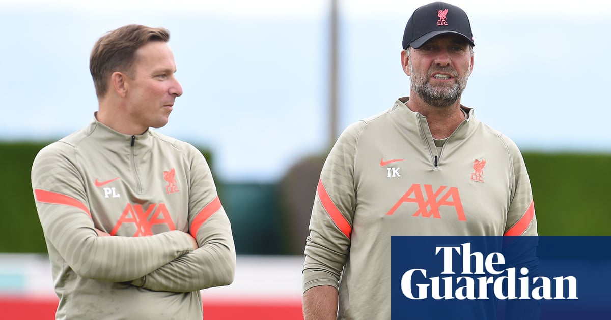 Liverpool’s Pep Lijnders attacks ‘absurd’ Premier League schedule continuation