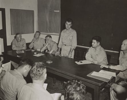 A US military personnel briefing in Guam before the first atomic bomb was dropped, August 1945.