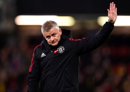 Former Manchester United manager Ole Gunnar Solskjær waving to the fans.