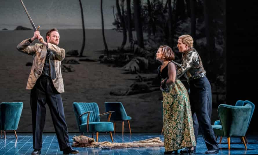 Touching … Nick Pritchard as Oronte, Fflur Wyn as Morgana and Mari Askvik as Bradamante in Opera North’s Alcina staging