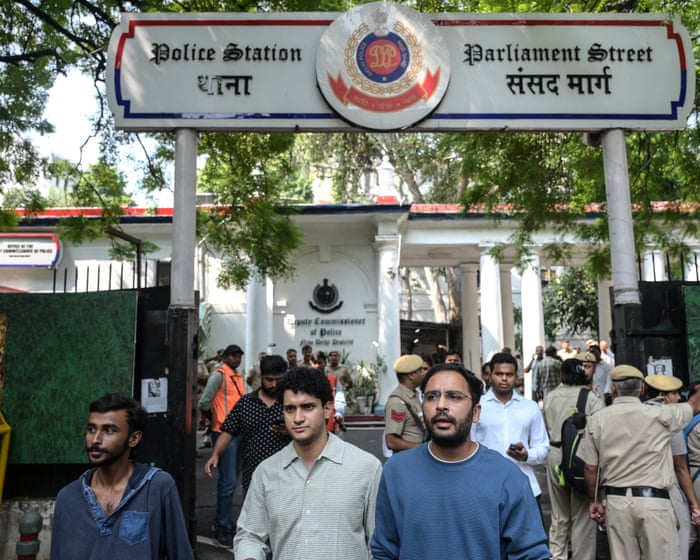 Indian court orders release of two leaders of Cockroach movement