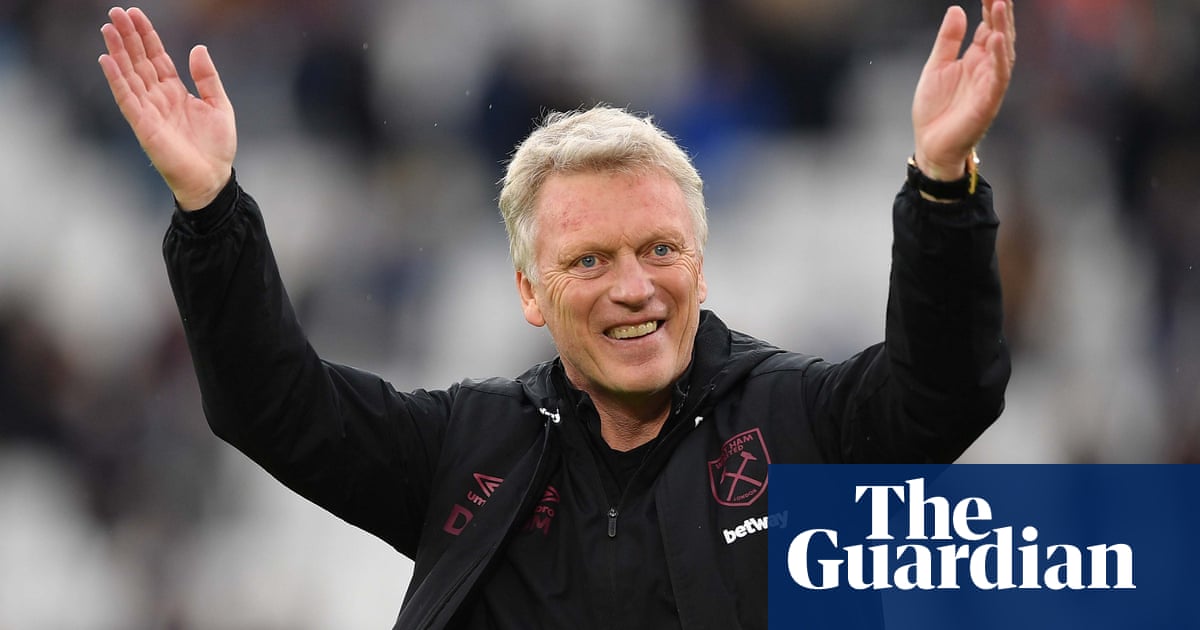 David Moyes ends speculation by signing long-term West Ham deal