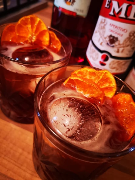 Hannah’s festive drinks garnishes