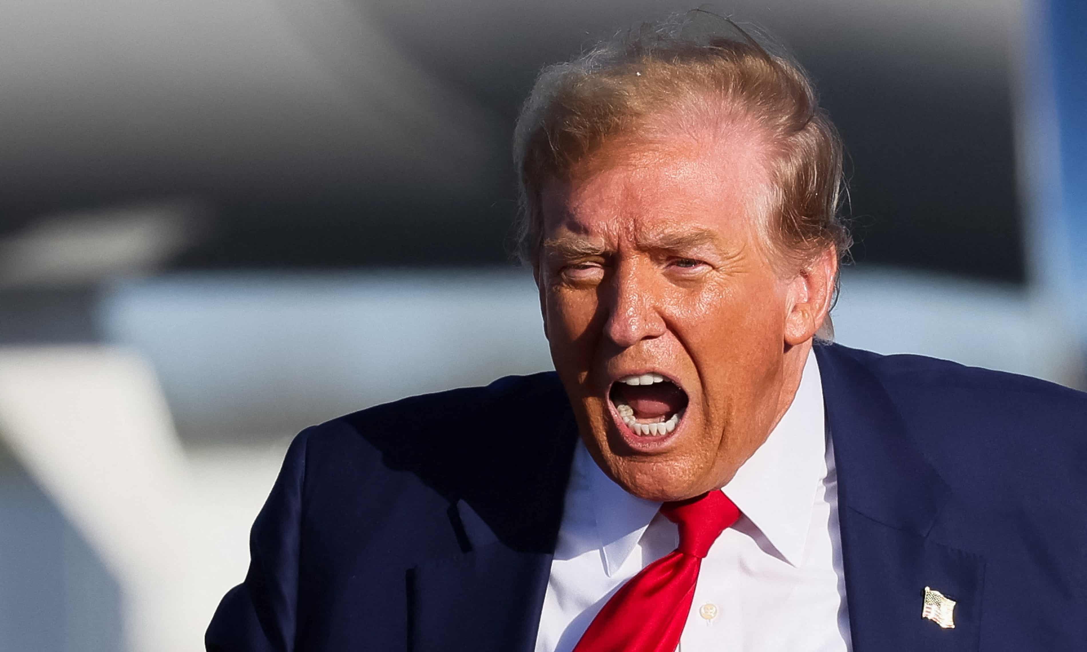 Trump și populismul în alegeri: impactul asupra imigranților și responsabilitatea Partidului Republican | sursa foto: The Guardian Trump și populismul în alegeri: impactul asupra imigranților și responsabilitatea Partidului Republican | sursa foto: The Guardian