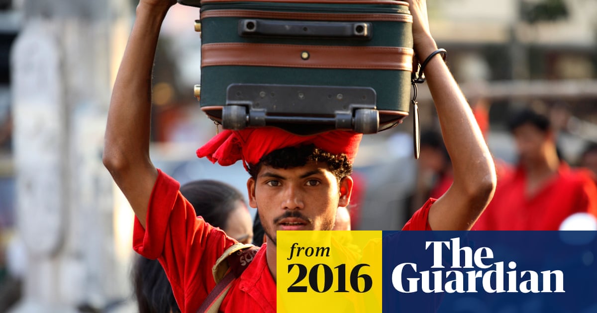 Indian railway 'coolies' to be renamed in bid to improve their status |  India | The Guardian