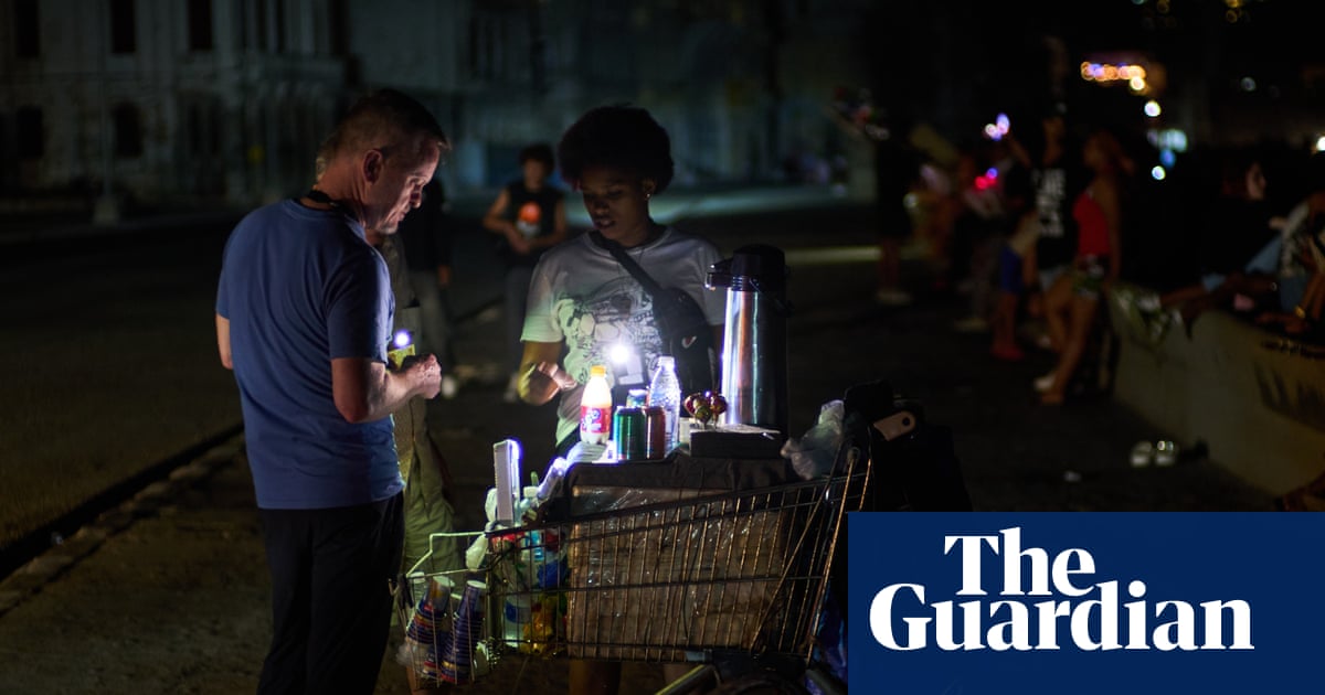 Trump predicts he will have ‘honour of taking Cuba’ amid power blackout