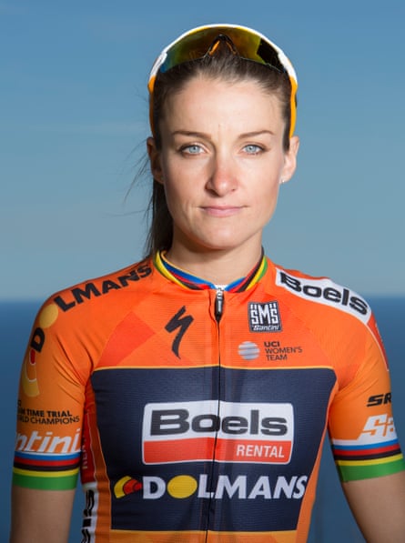 Head shot of cyclist Lizzie Deignan (formerly Lizzie Armistead)