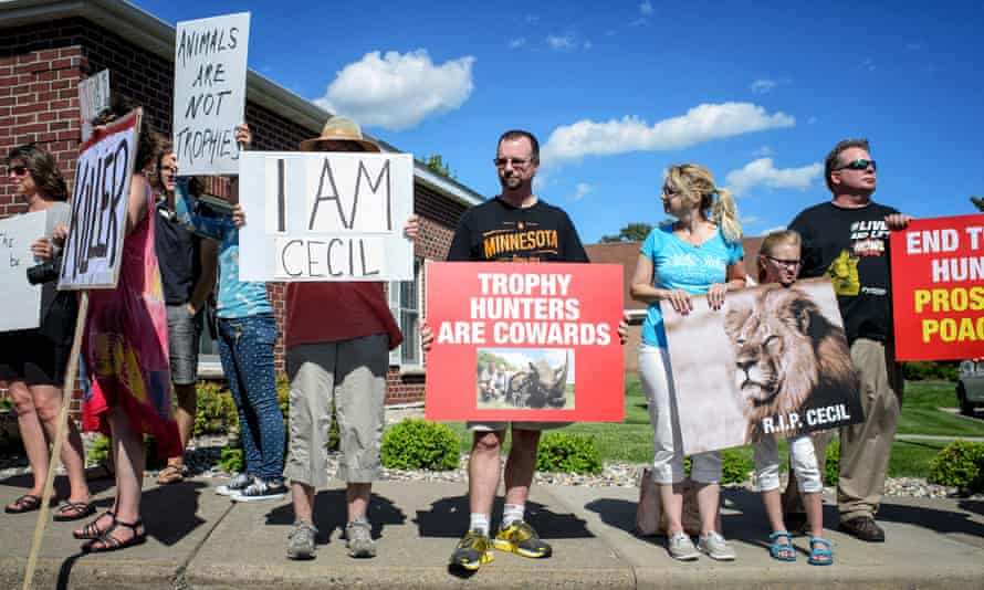 Cecil the lion protesters