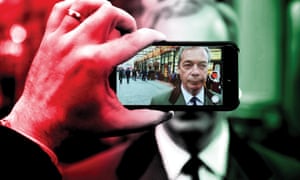Nigel Farage on a smartphone screen with the colours of the Italian flag