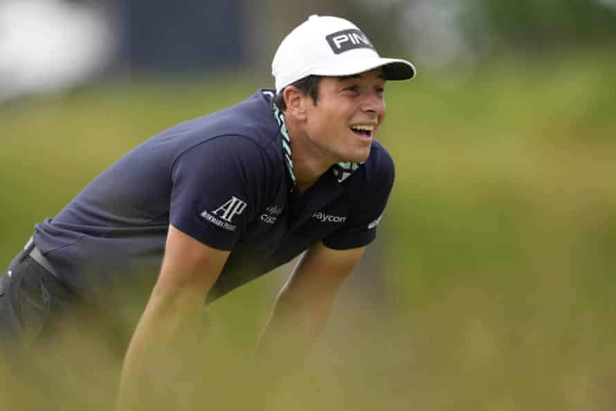 Viktor Hovland drops a shot on 17.