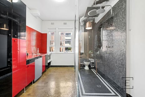 A Surry Hills studio with a toilet in the supposed kitchen renting out for $520 a week in October 2022