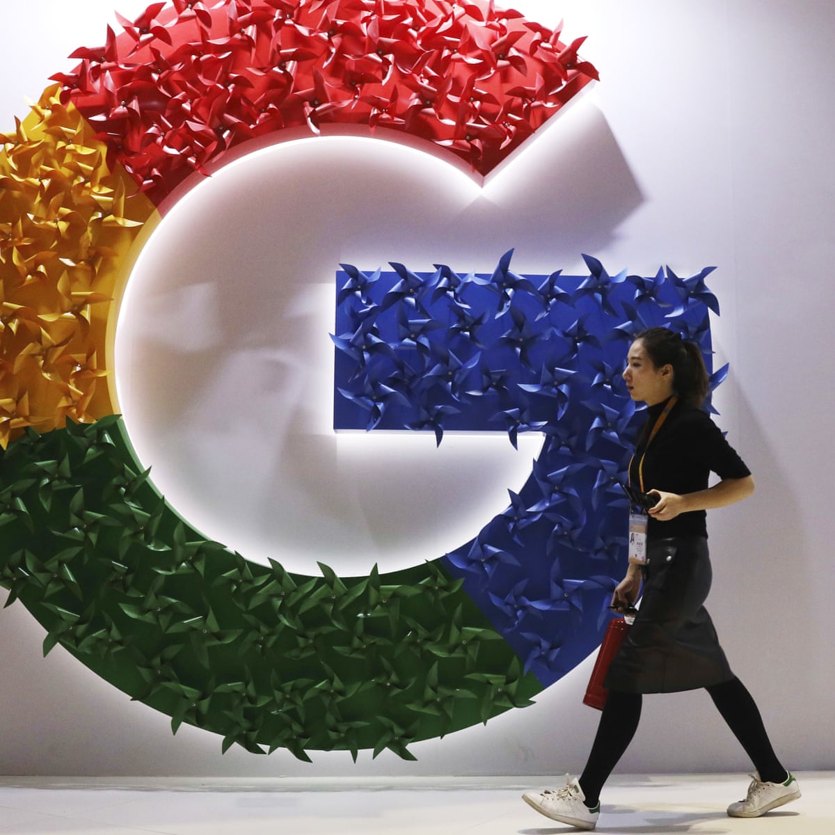 Google Employees Sign Letter Against Censored Search Engine For China Google The Guardian Google Employees Sign Letter Against Censored Search Engine For China Google The Guardian