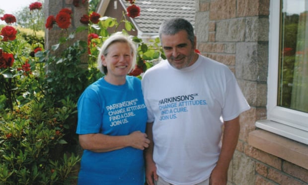 Woman who "Smelled" Parkinson's on husband helps scientists develop a test: Report