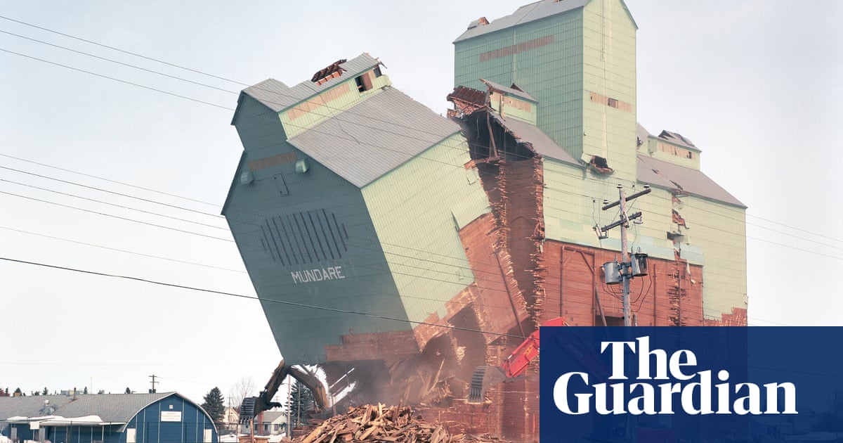 'The last piece of the skyline': the battle to save Canada's ‘prairie castles’ | World news | The Guardian