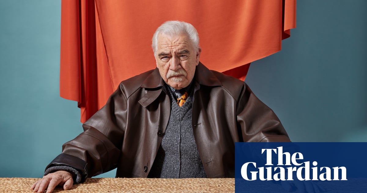 Brian Cox's Stage Return Highlights Edinburgh Festival 2025