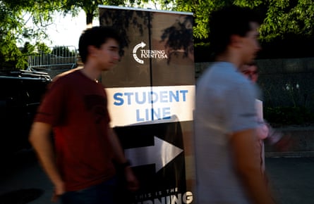 people in a line walk forwards people in a line walk forwards