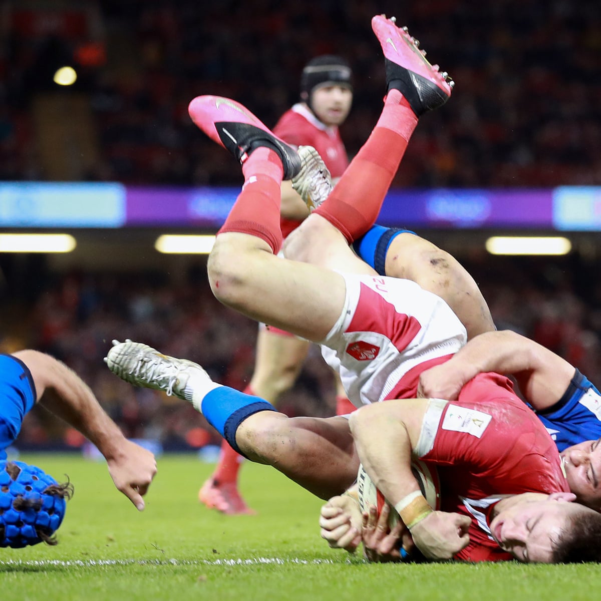 Josh Adams Lights Up Wales Crushing Win Over Italy In Six Nations Opener Six Nations 2020 The Guardian
